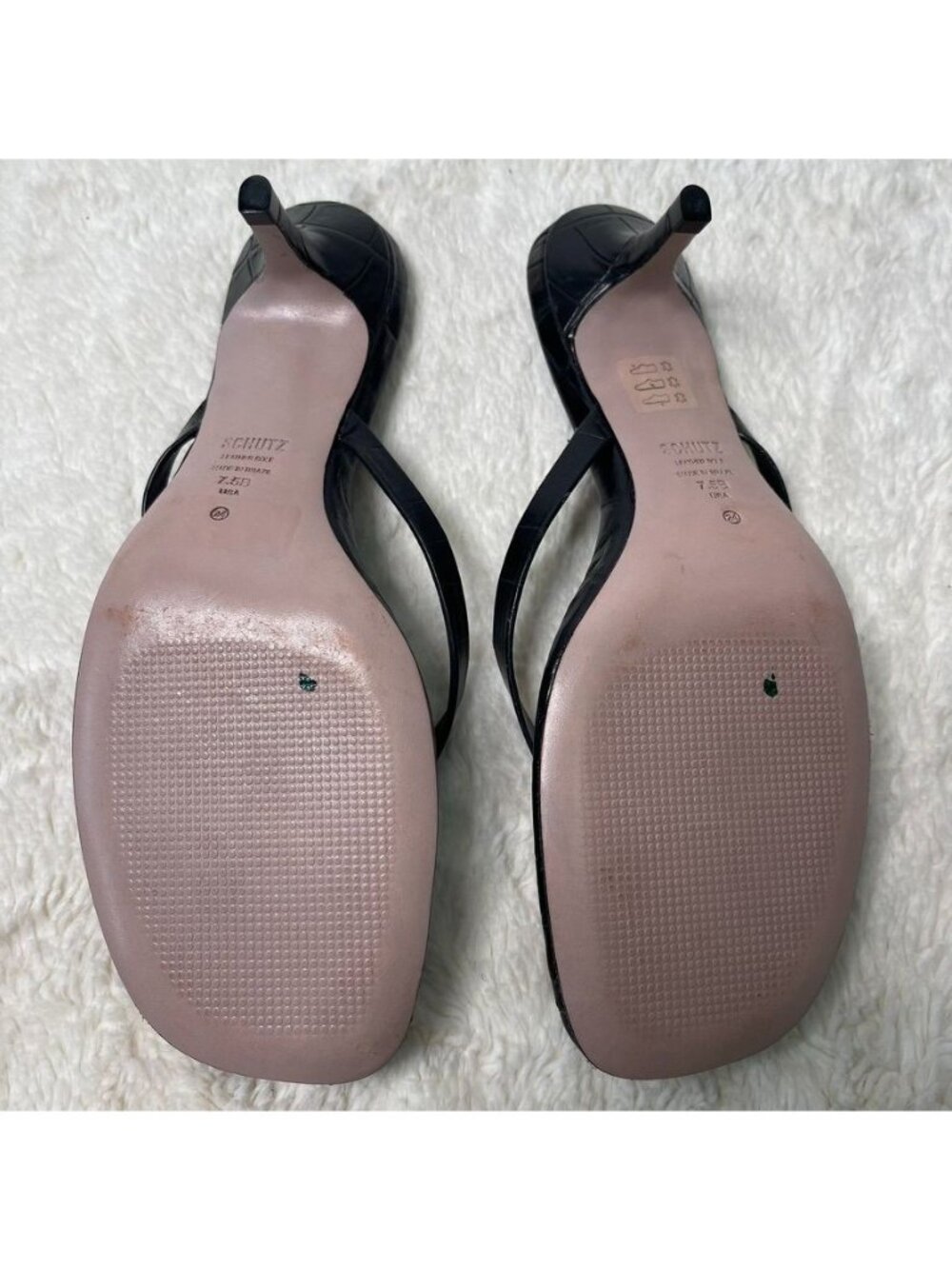 Schutz Carolyn Black Leather Croc Thong Sandal Kitten Heel Square Toe Size 7.5 - Picture 7 of 10